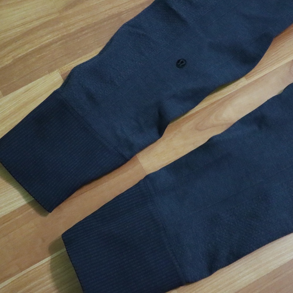 Dark gray lululemon leggings size 6